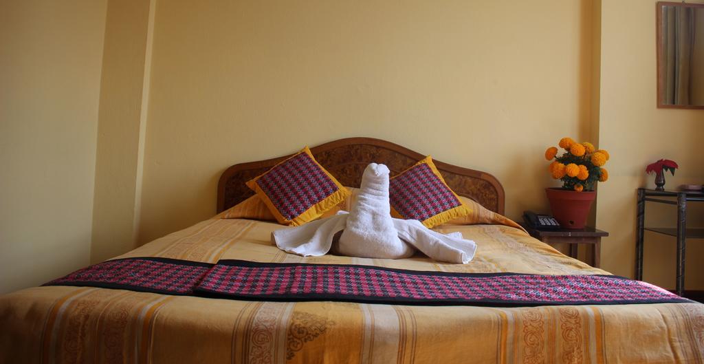 Simrika Homes Bed And Breakfast Katmandou Extérieur photo